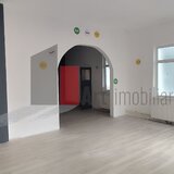 Bucurestii Noi casa de inchiriat/ spatiu comercial